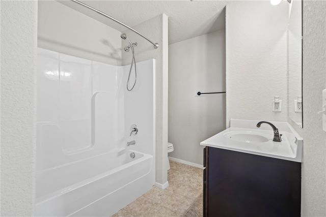 4424 Cornwall Street, Springdale, AR 72762