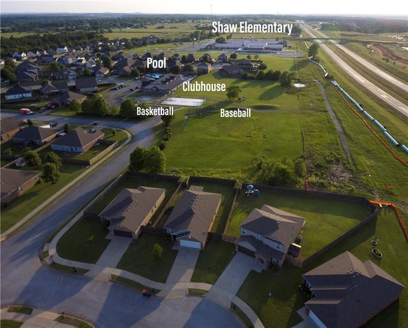 4424 Cornwall Street, Springdale, AR 72762