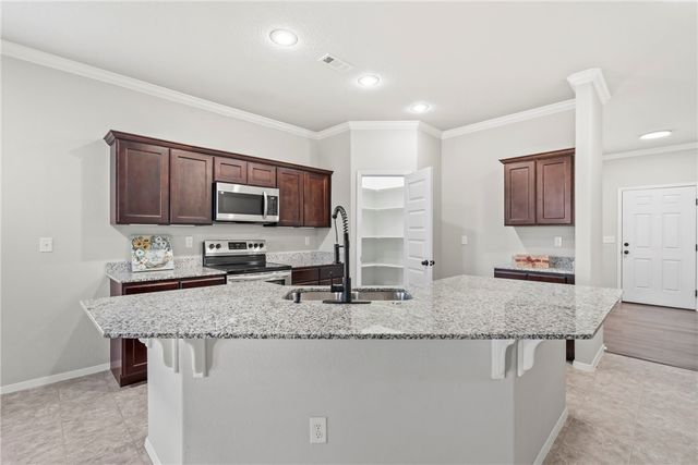 4424 Cornwall Street, Springdale, AR 72762