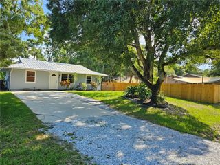 6475 5th Street, Vero Beach, FL 32968