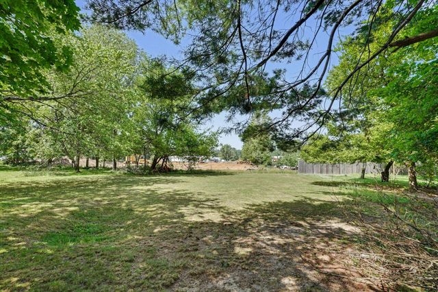 1803 Pleasant Drive, Portage City, MI 49002