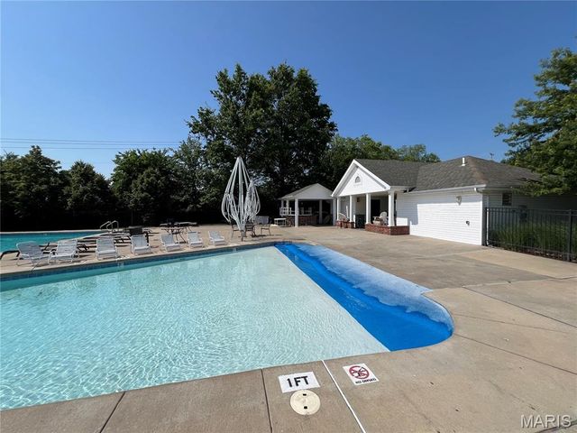 67 Lanchester Court, Cottleville, MO 63376