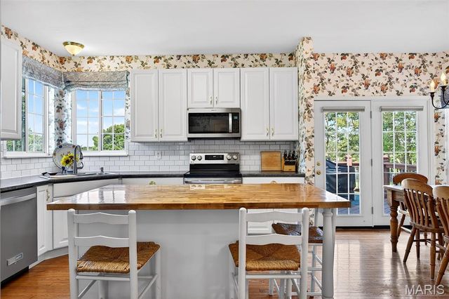 67 Lanchester Court, Cottleville, MO 63376