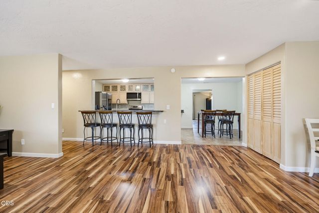 208 Kings Way, Central Point, OR 97502