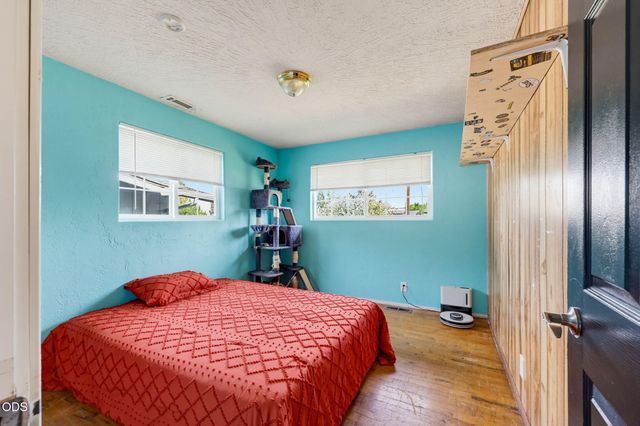 208 Kings Way, Central Point, OR 97502