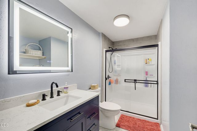 208 Kings Way, Central Point, OR 97502