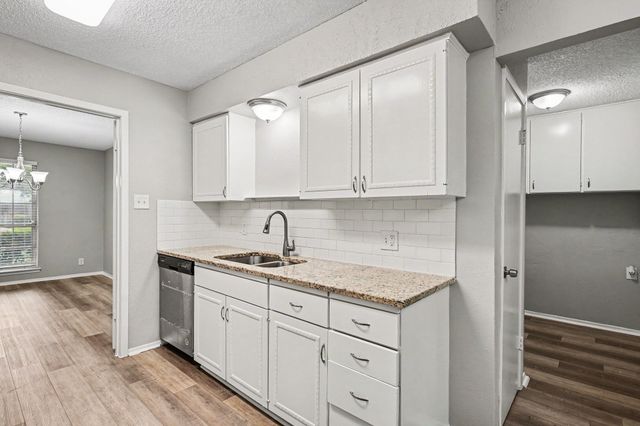 2728 Jewell Drive, Arlington, TX 76016