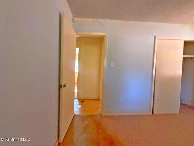 958 Watkins Place, Jackson, MS 39206