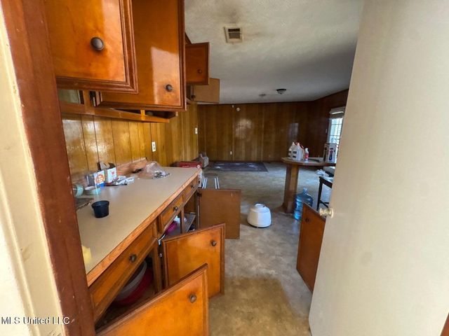 958 Watkins Place, Jackson, MS 39206