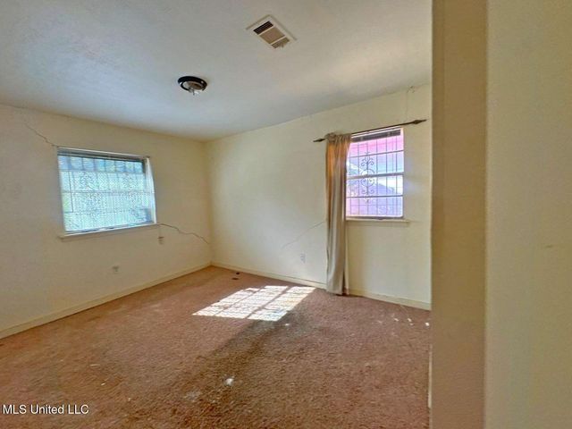 958 Watkins Place, Jackson, MS 39206