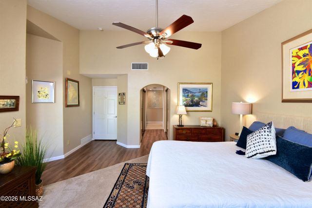 1138 W Masters Circle W, Tucson, AZ 85737