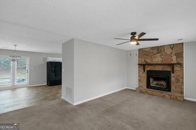 321 Summerwood Lane, Stockbridge, GA 30281