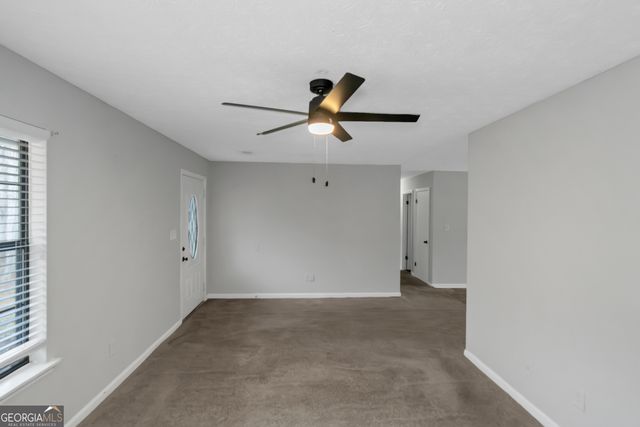 321 Summerwood Lane, Stockbridge, GA 30281