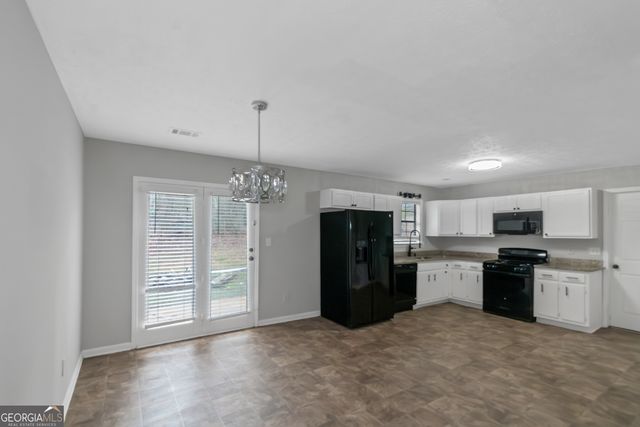 321 Summerwood Lane, Stockbridge, GA 30281