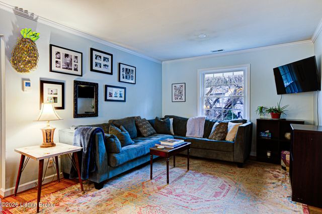 1855 Gresham Rd, Louisville, KY 40205