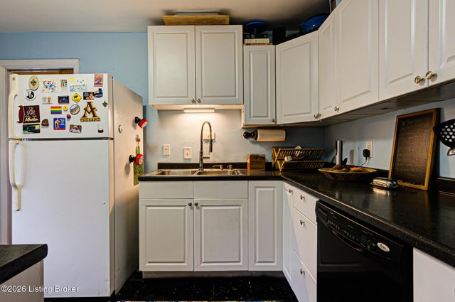 1855 Gresham Rd, Louisville, KY 40205