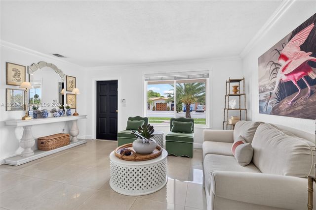 1271 W 78th Street, Hialeah, FL 33014