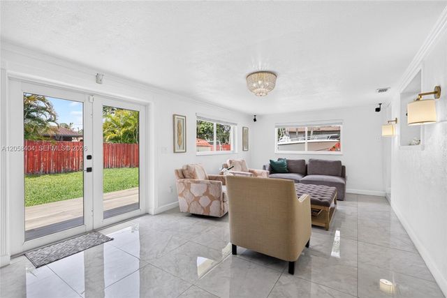 1271 W 78th Street, Hialeah, FL 33014