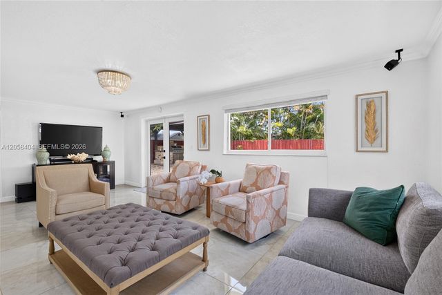 1271 W 78th Street, Hialeah, FL 33014