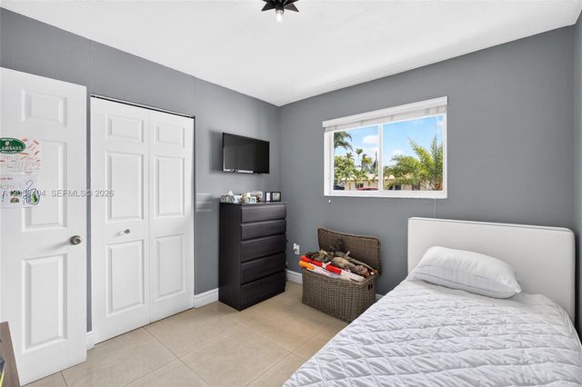 1271 W 78th Street, Hialeah, FL 33014