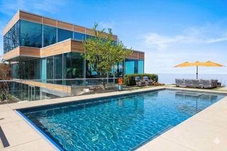 50005 High Point Lane, Grand Beach Vllg, MI 49117