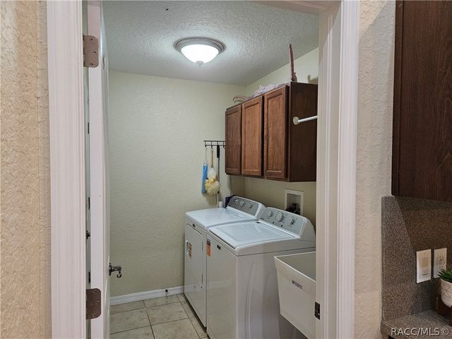 41 Fringetree Street, Homosassa, FL 34446