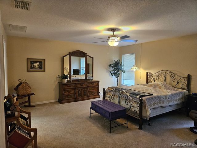 41 Fringetree Street, Homosassa, FL 34446