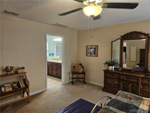 41 Fringetree Street, Homosassa, FL 34446