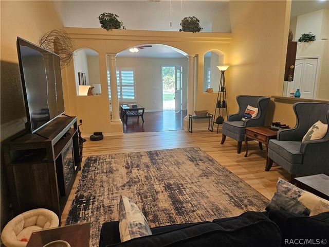 41 Fringetree Street, Homosassa, FL 34446