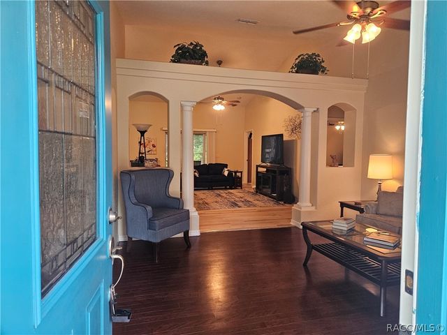 41 Fringetree Street, Homosassa, FL 34446