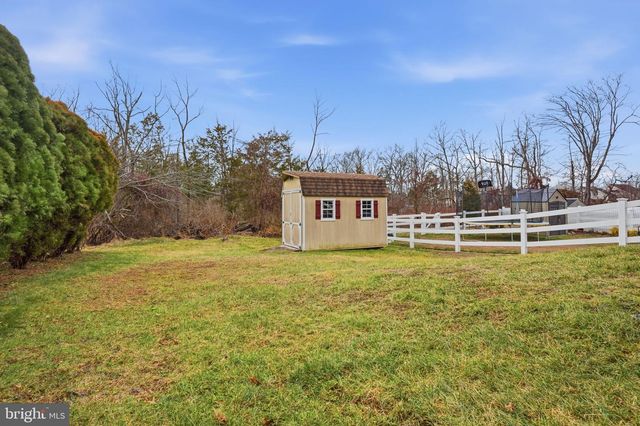 737 SEMINARY ST, Pennsburg, PA 18073