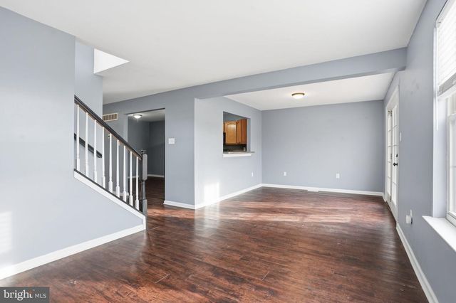 737 SEMINARY ST, Pennsburg, PA 18073