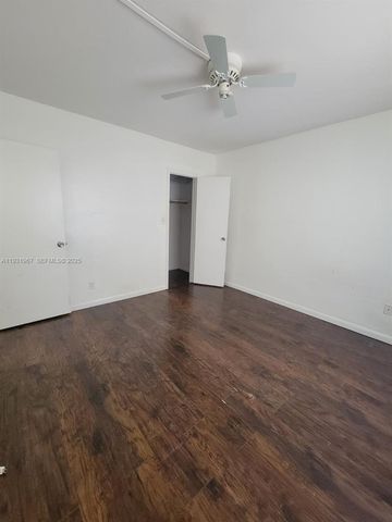 4321 NW 9th Avenue 102, Deerfield Beach, FL 33064