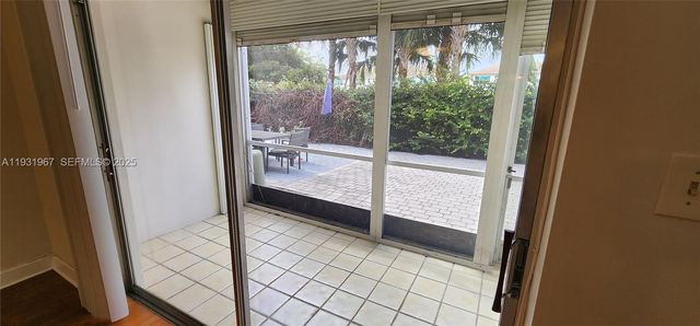 4321 NW 9th Avenue 102, Deerfield Beach, FL 33064