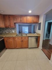 4321 NW 9th Avenue 102, Deerfield Beach, FL 33064