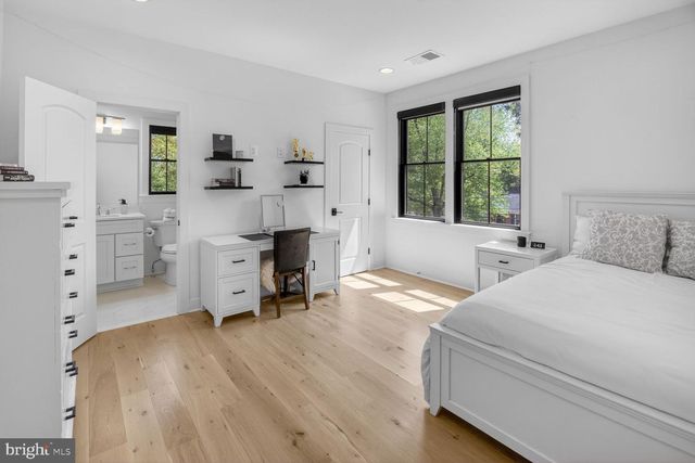 5613 NAMAKAGAN RD, Bethesda, MD 20816