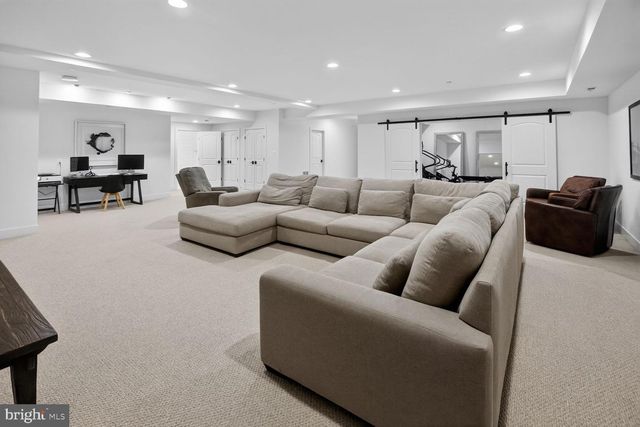 5613 NAMAKAGAN RD, Bethesda, MD 20816