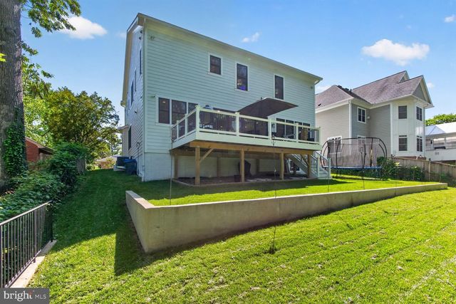 5613 NAMAKAGAN RD, Bethesda, MD 20816
