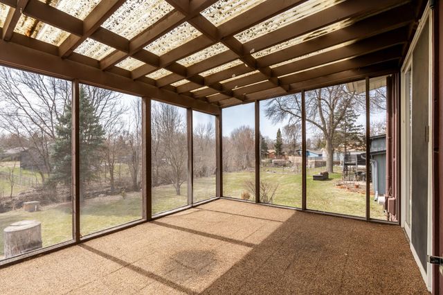 6401 Shingle Creek Drive, Brooklyn Park, MN 55445