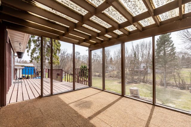 6401 Shingle Creek Drive, Brooklyn Park, MN 55445