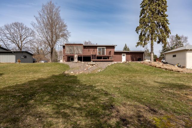 6401 Shingle Creek Drive, Brooklyn Park, MN 55445