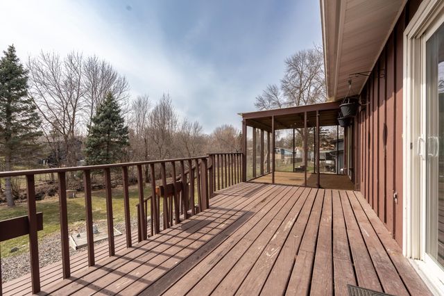 6401 Shingle Creek Drive, Brooklyn Park, MN 55445