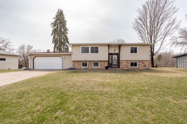 6401 Shingle Creek Drive, Brooklyn Park, MN 55445
