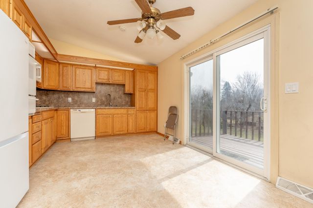 6401 Shingle Creek Drive, Brooklyn Park, MN 55445
