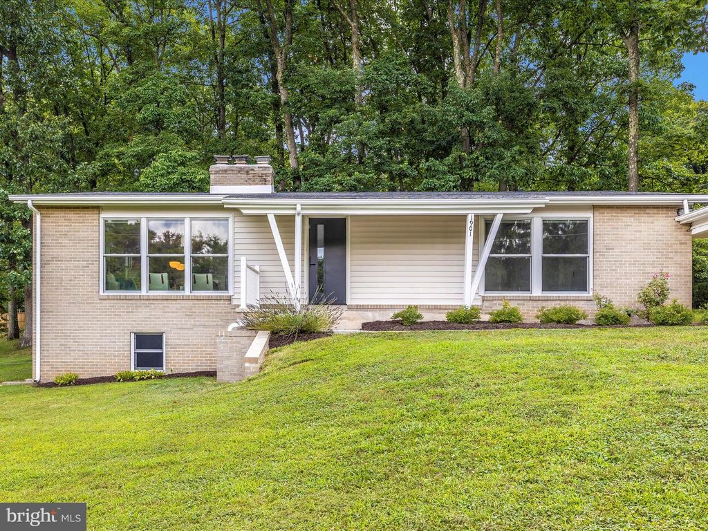 1901 SHEL MAR DR, Ijamsville, MD 21754