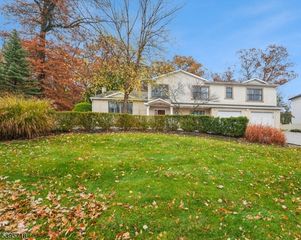 53 Morningside Dr, Livingston Twp., NJ 07039