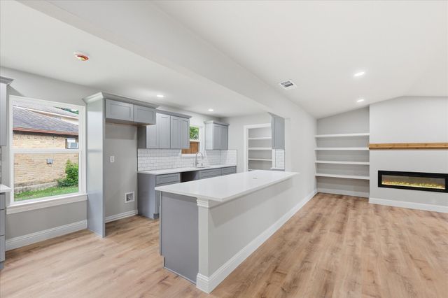 6333 Symphony Lane, Dallas, TX 75227