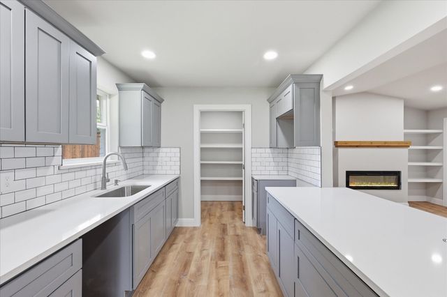 6333 Symphony Lane, Dallas, TX 75227