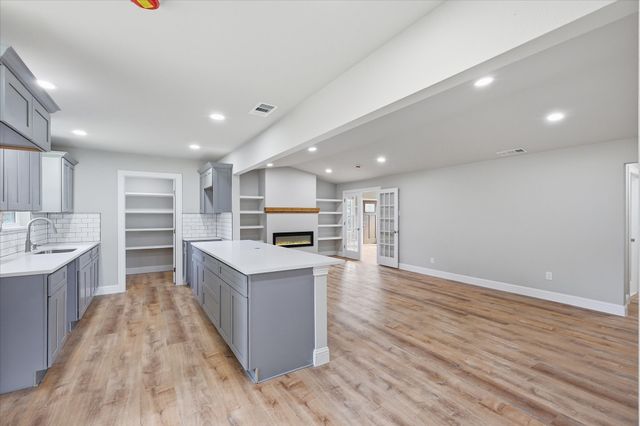 6333 Symphony Lane, Dallas, TX 75227