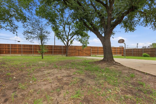 6333 Symphony Lane, Dallas, TX 75227